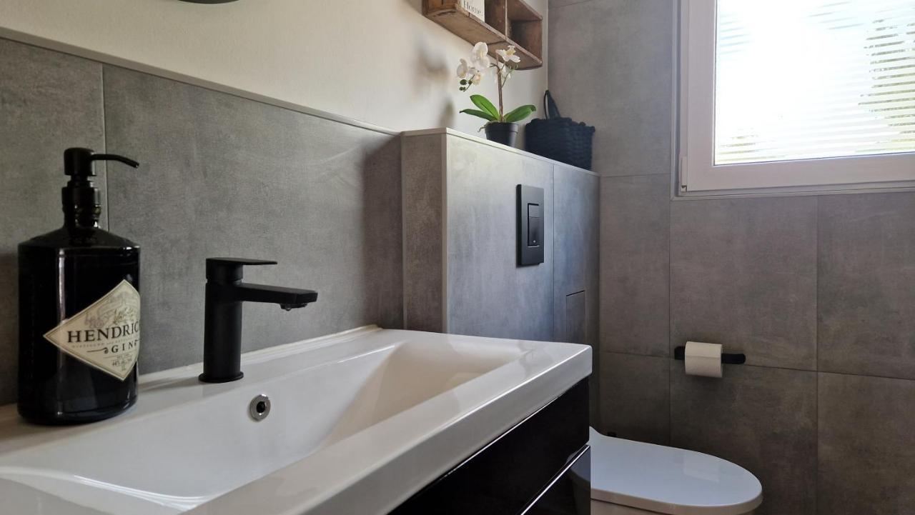 Ferienhaus Seeoase - 70Qm - Kamin -Terrassen - Parkplatz - Badestelle Fusslaeufig Joachimsthal  Kültér fotó