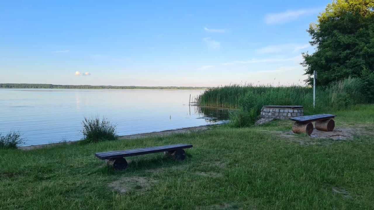 Ferienhaus Seeoase - 70Qm - Kamin -Terrassen - Parkplatz - Badestelle Fusslaeufig Joachimsthal  Kültér fotó